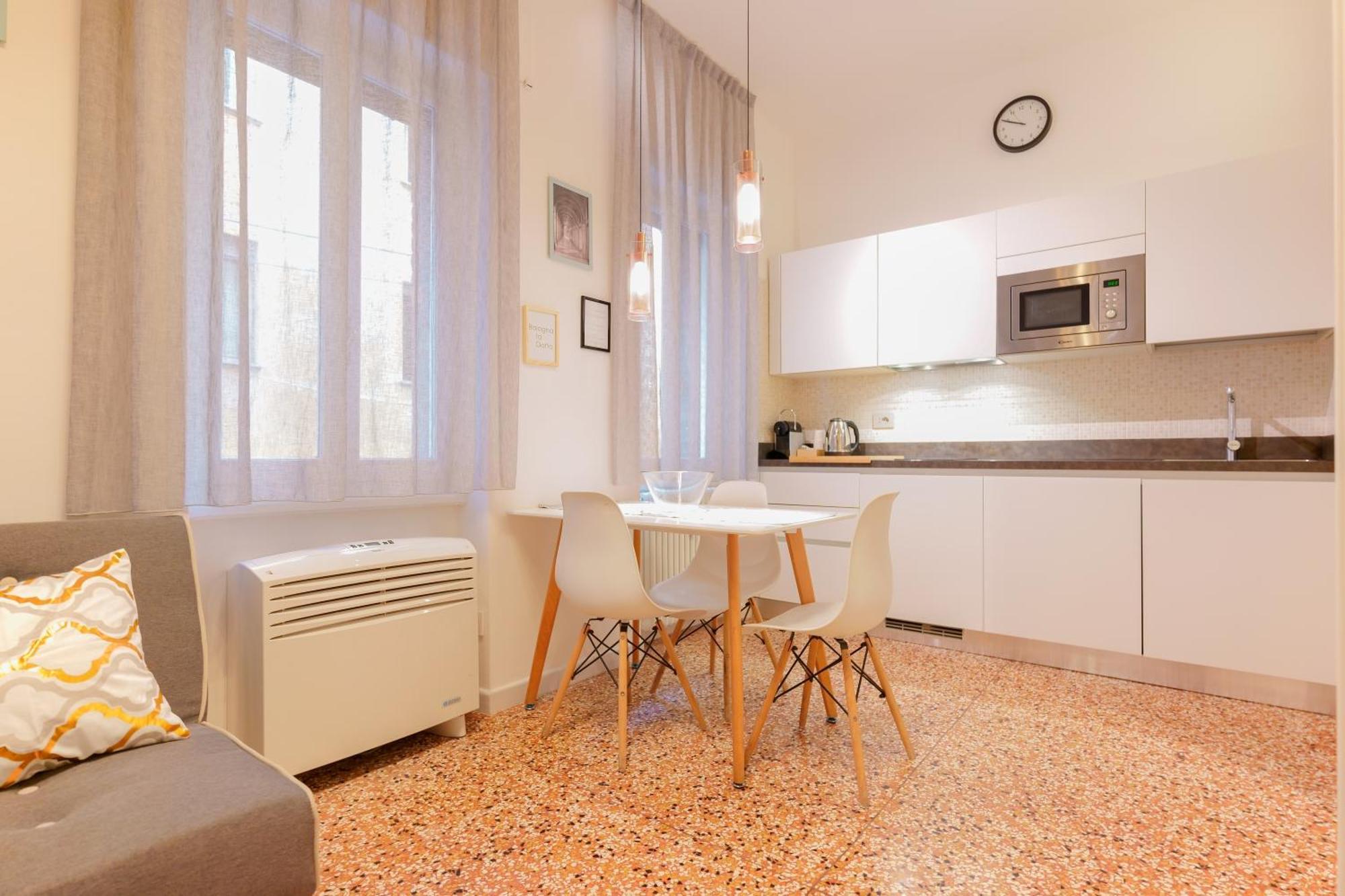 M&M Apartment Bolonia Exterior foto